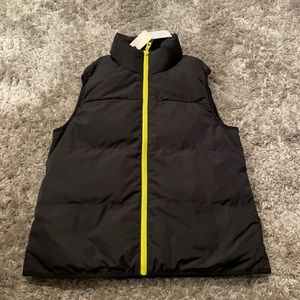 Fabletics-Rachel Riversible Puffer Vest